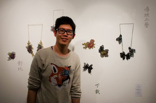 Heng Lee at the Bench 886 exhibition. Photo by Eleni Roumpou